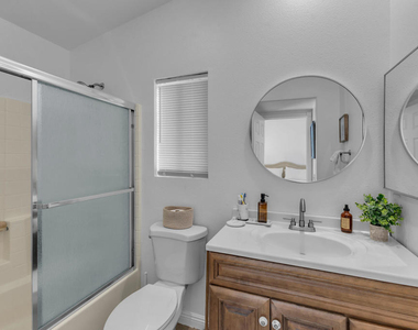 45460 Coldbrook Lane - Photo Thumbnail 5