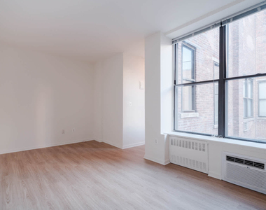 50 West 77th Street - Photo Thumbnail 6