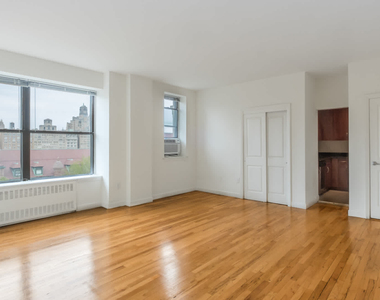50 West 77th Street - Photo Thumbnail 7