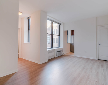 50 West 77th Street - Photo Thumbnail 10