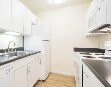 85 West 5th Avenue - Photo Thumbnail 4