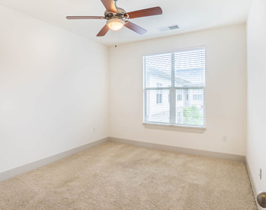 9305 Corporate Blvd - Photo Thumbnail 31