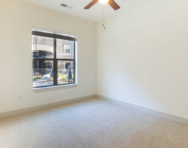 9305 Corporate Blvd - Photo Thumbnail 30