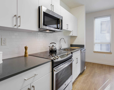 130 Harvard Avenue East - Photo Thumbnail 6
