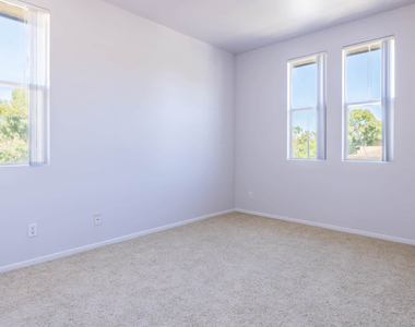 27105 Silver Oak Lane - Photo Thumbnail 62