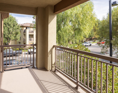 27105 Silver Oak Lane - Photo Thumbnail 18