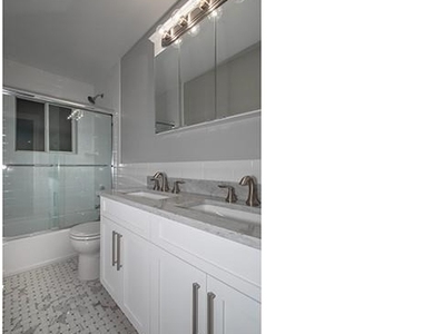 9 Williams Boulevard - Photo Thumbnail 7