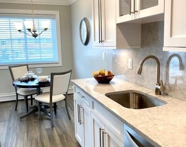 9 Williams Boulevard - Photo Thumbnail 3