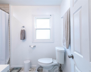 55 Henry Street - Photo Thumbnail 6