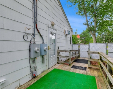 4 Brooktree Court - Photo Thumbnail 3