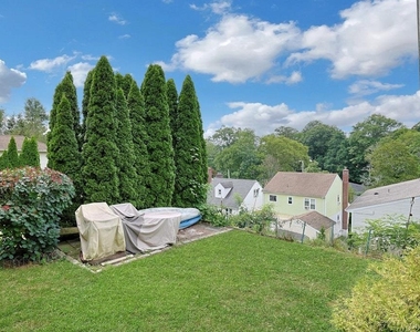 21 Anderson Avenue - Photo Thumbnail 32
