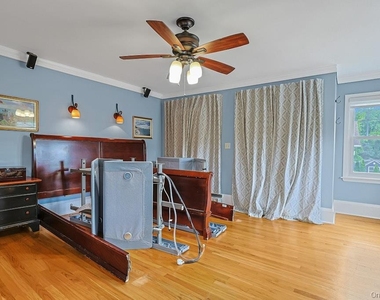 21 Anderson Avenue - Photo Thumbnail 24