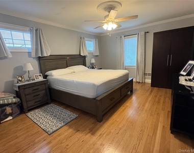 267 Dante Avenue - Photo Thumbnail 19