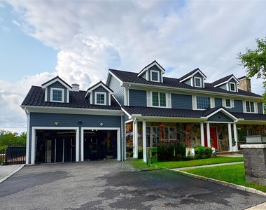 267 Dante Avenue - Photo Thumbnail 1