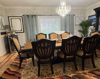 267 Dante Avenue - Photo Thumbnail 7