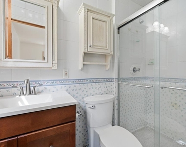 20 Williamsburg Drive - Photo Thumbnail 26
