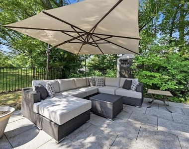 20 Williamsburg Drive - Photo Thumbnail 37
