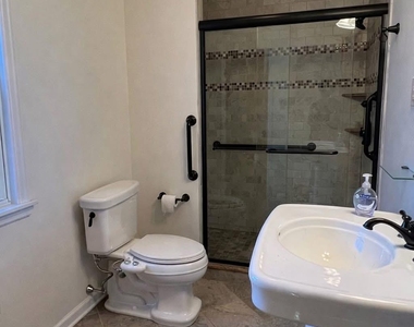 24 Venezio Avenue - Photo Thumbnail 5