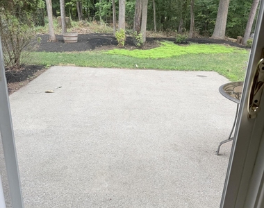 44 Thimbleberry Road - Photo Thumbnail 2