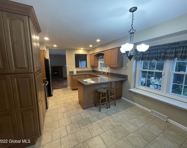 63 Swatling Road - Photo Thumbnail 9
