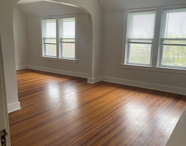 3464 Rosendale Road - Photo Thumbnail 3
