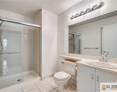 35 Brighton Way - Photo Thumbnail 8