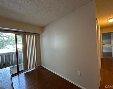 614 Aspen Drive - Photo Thumbnail 1