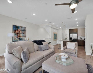 14304 Marina San Pablo Place - Photo Thumbnail 10