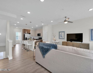 14304 Marina San Pablo Place - Photo Thumbnail 9