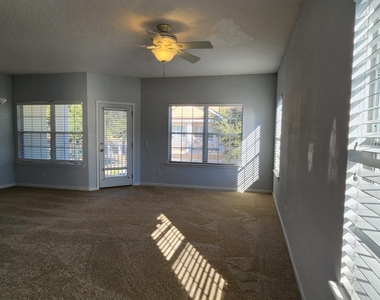 1716 Forest Lake Circle - Photo Thumbnail 7