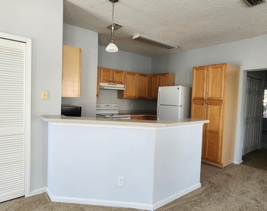 1716 Forest Lake Circle - Photo Thumbnail 8