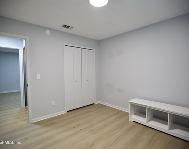 3542 Sheldrake Drive - Photo Thumbnail 18