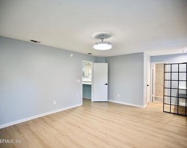 3542 Sheldrake Drive - Photo Thumbnail 11