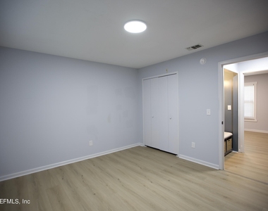 3542 Sheldrake Drive - Photo Thumbnail 20