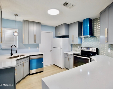 3542 Sheldrake Drive - Photo Thumbnail 9