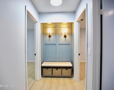3542 Sheldrake Drive - Photo Thumbnail 17