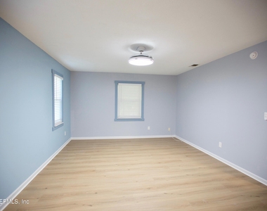 3542 Sheldrake Drive - Photo Thumbnail 13