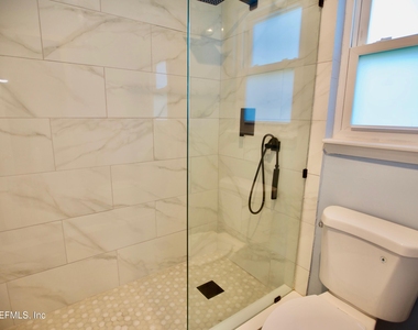 3542 Sheldrake Drive - Photo Thumbnail 16
