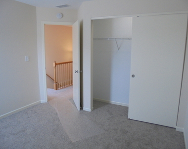 1454 Walnut Hill Avenue - Photo Thumbnail 27