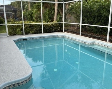 16126 Kelly Woods Drive - Photo Thumbnail 3