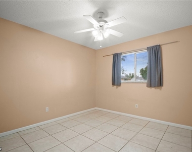 4406 Santa Barbara Boulevard - Photo Thumbnail 18