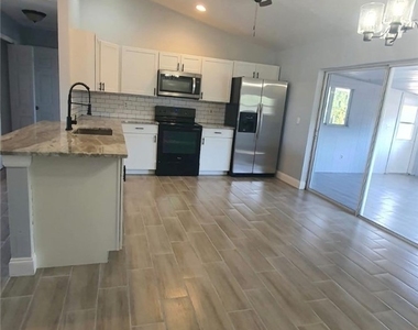 4700 21st Street Sw - Photo Thumbnail 1