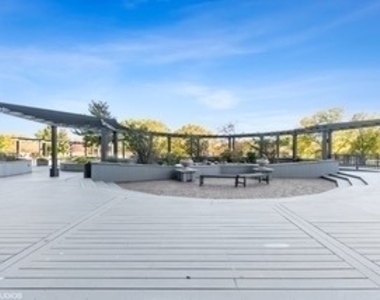 5415 N Sheridan Road - Photo Thumbnail 18