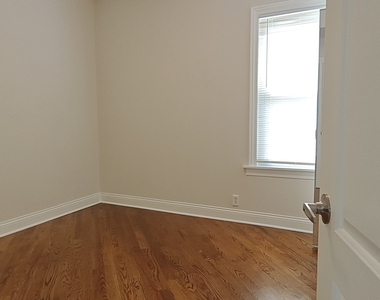 4222 N Laramie Avenue - Photo Thumbnail 11