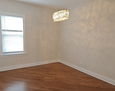 4222 N Laramie Avenue - Photo Thumbnail 9