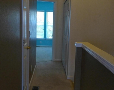 3528 Twisted Tree Lane - Photo Thumbnail 9