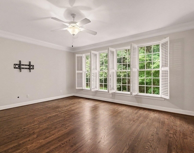 6121 Carlyle Drive - Photo Thumbnail 19