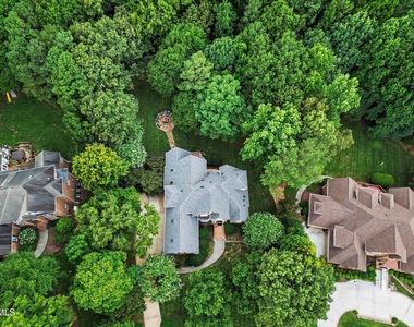 6121 Carlyle Drive - Photo Thumbnail 46