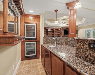 6121 Carlyle Drive - Photo Thumbnail 33