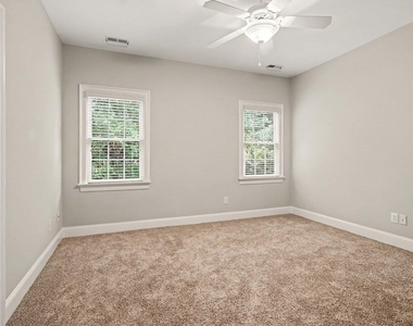 6121 Carlyle Drive - Photo Thumbnail 28